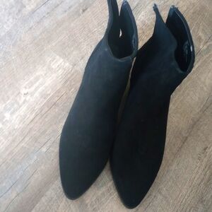 Steve Madden Suede Black Booties Size 10